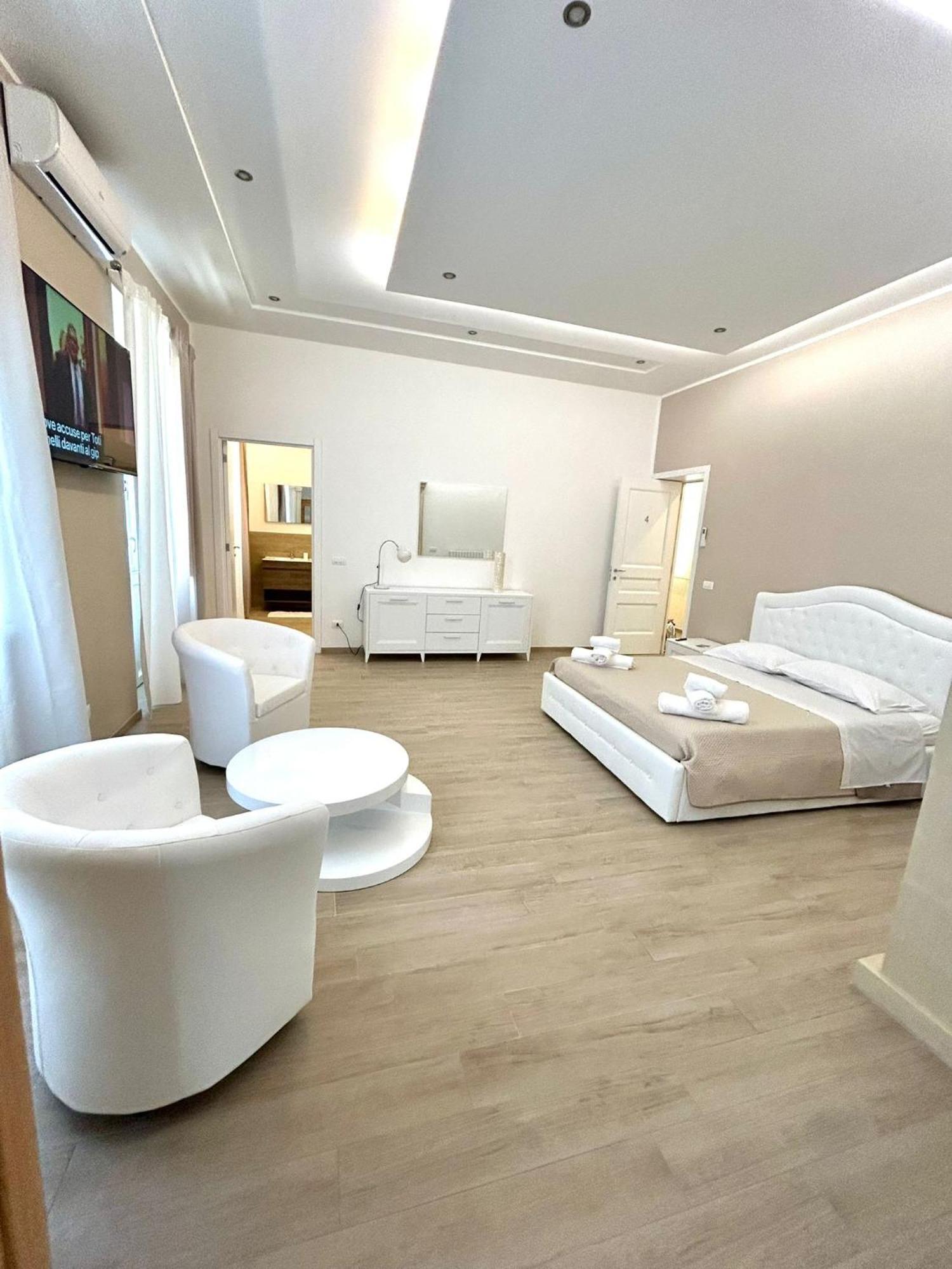 Bed E Suite Domar Brindisi Kültér fotó