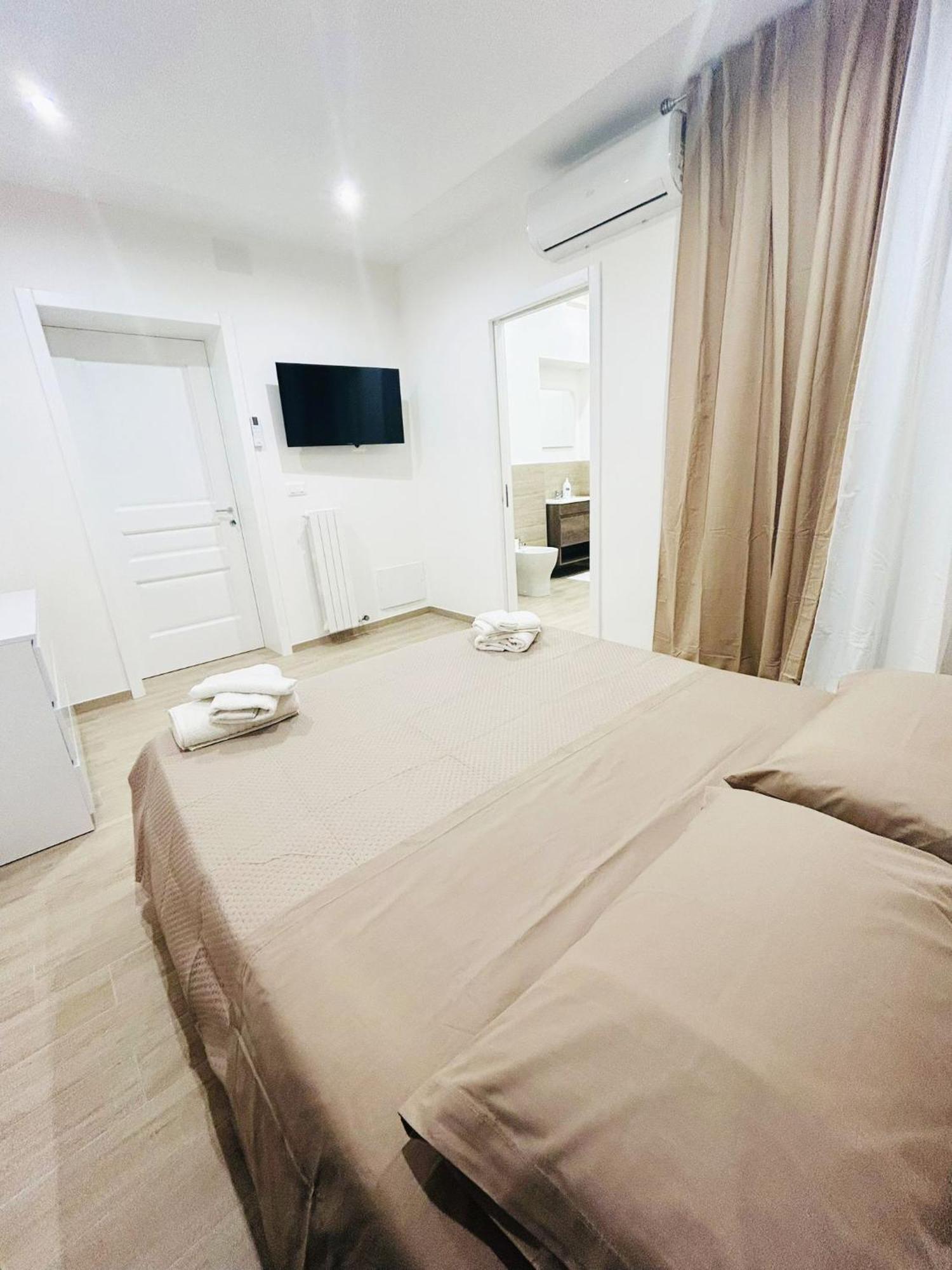 Bed E Suite Domar Brindisi Kültér fotó