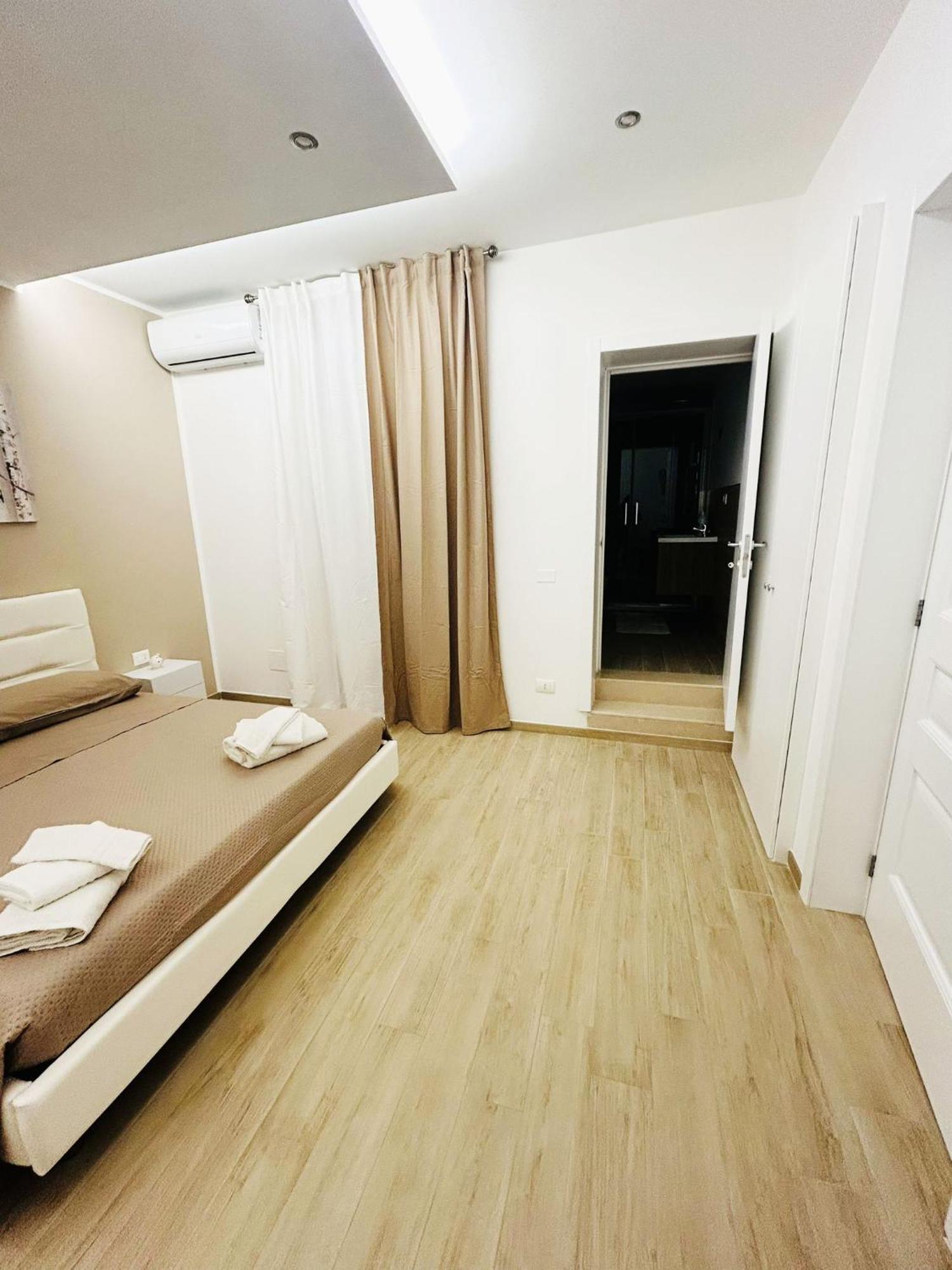Bed E Suite Domar Brindisi Kültér fotó