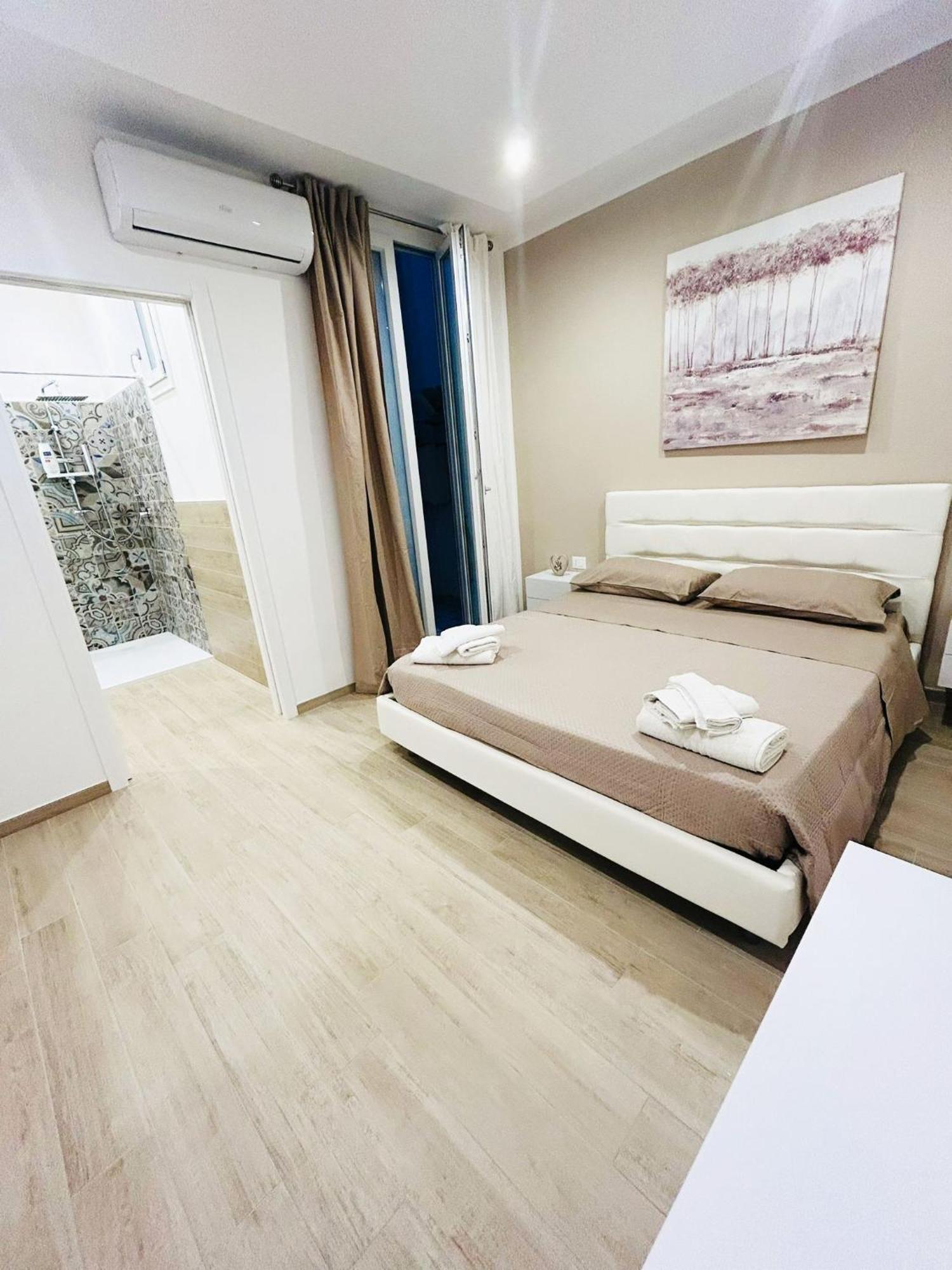 Bed E Suite Domar Brindisi Kültér fotó